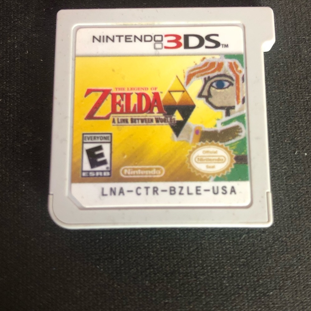 Zelda A Link Between Worlds Nintendo 3DS Loose